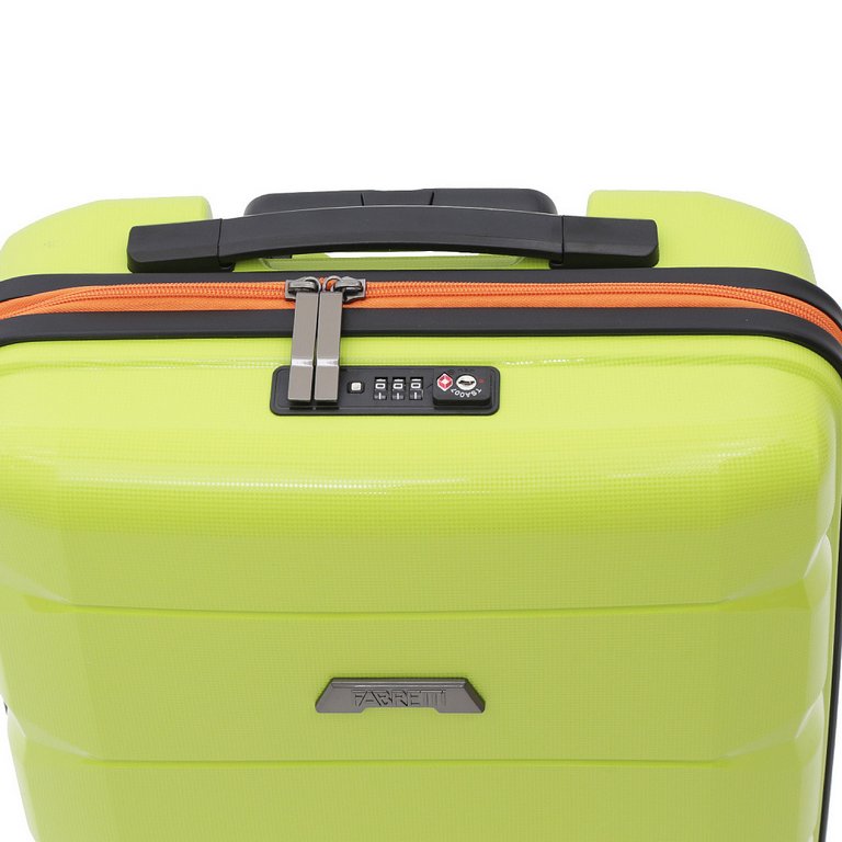 Чемодан 4-х колесный FABRETTI 100% полипропилен, 56*39*20 см, салатовый