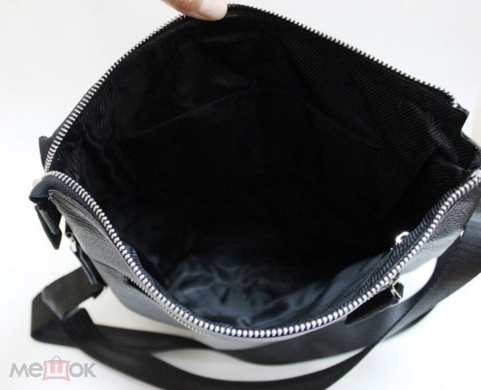 Сумка мужская D.Morelli малая, нат. кожа, на плечевом ремне, фл.черный