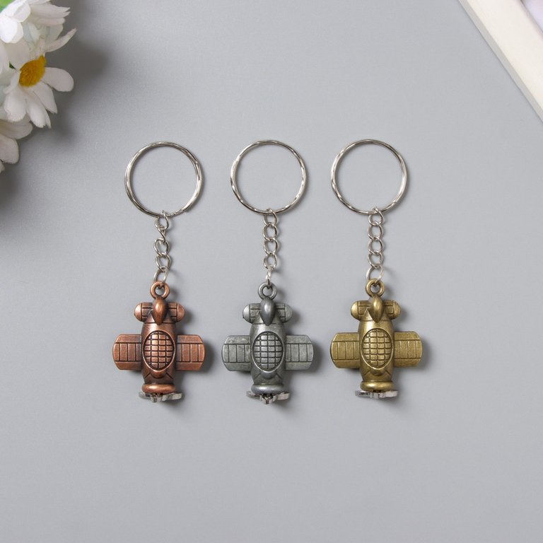 Брелок "Кукурузник" 3,5х3 см (металл) ассорти