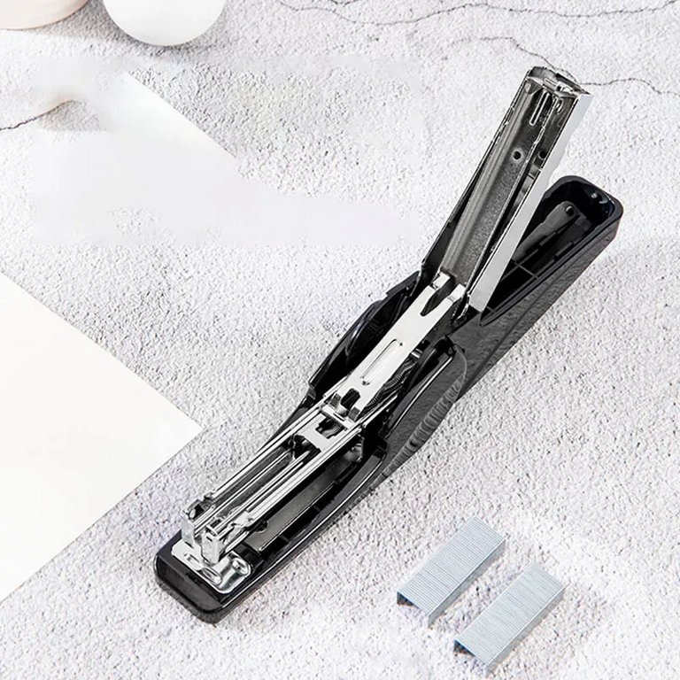 Степлер 24/6 до 30л Deli, экономия усилий черный