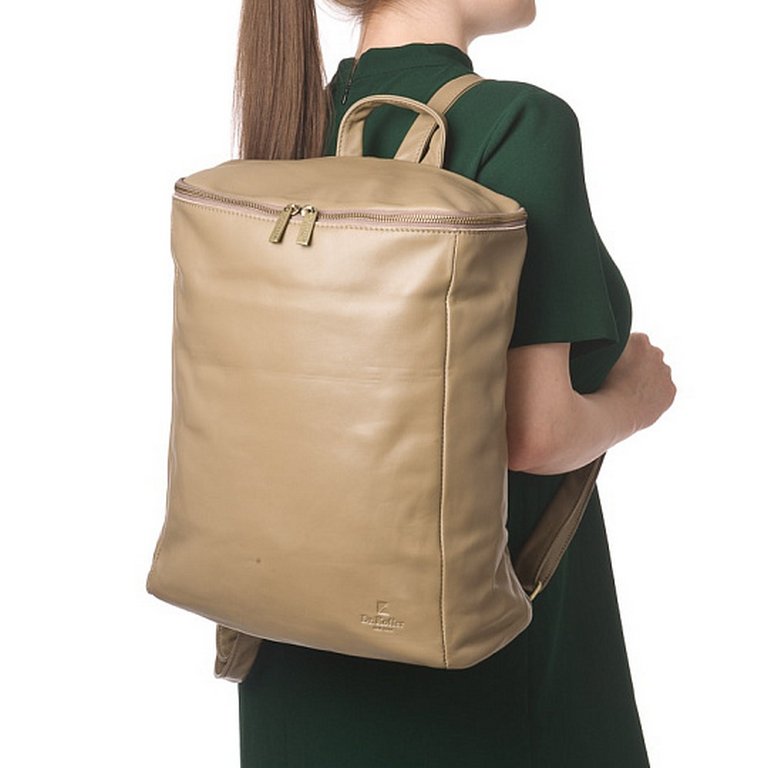 Рюкзак женский Dr.Koffer 32X38X15 см, нат.кожа, бежевый