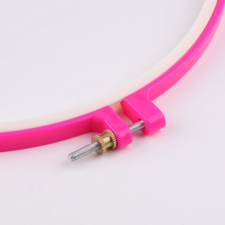 Пяльцы для вышивания пластиковые d-26 см, цвет розовый