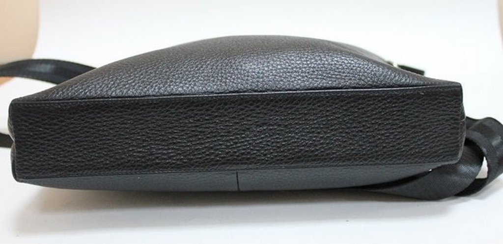 Сумка мужская D.Morelli малая, нат. кожа, на плечевом ремне, фл.черный