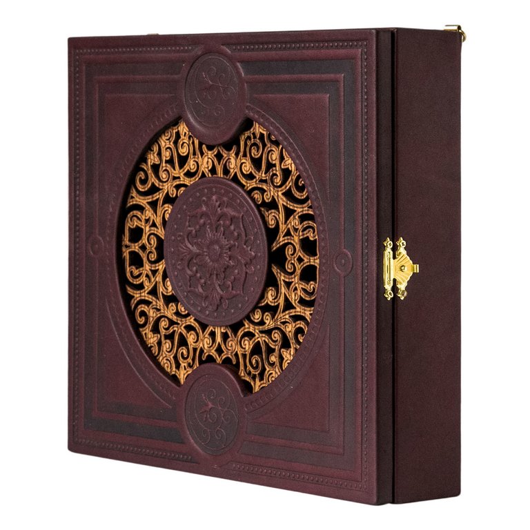 Ключница настенная "Макей" 240*246 мм, натуральная кожа "Версаль" коричневый