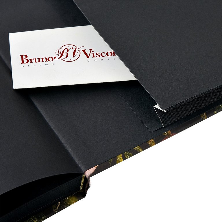 Скетчбук 213*146 мм, 100л.,тв. обл. на ризинке, черный блок "Flora. Paradise oranges"