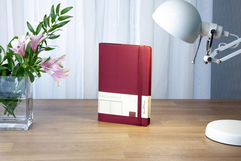 Ежедневник без дат 148*210 мм Альт "OXFORD" на резинке бордовый