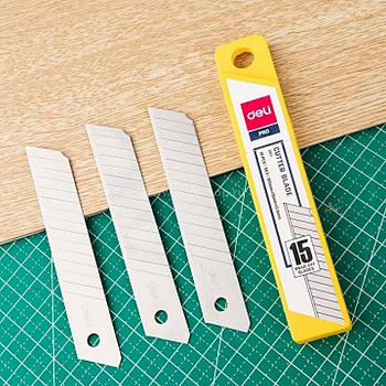 Лезвия запас. для ножей (б) 1,8 см 10 шт/уп Deli