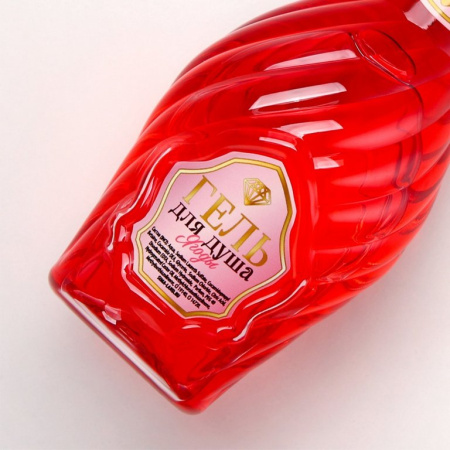 Гель для душа в подарочной каробке «Мечтай!», аромат спелой ягоды 250 мл