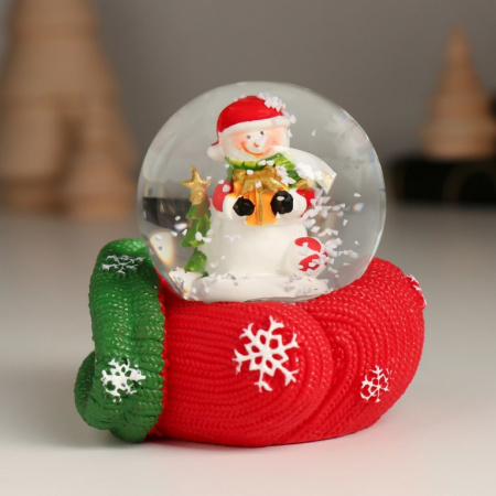 Водяной шар "Дед Мороз/Снеговик на варежке" 5,7х6,5х6,5 см (ассорти)