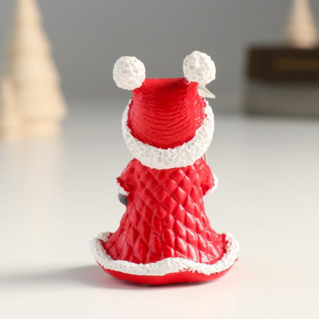 Сувенир новогодний "Малыш в красной шубе с мехом" 8,5*5,5*4,5 см