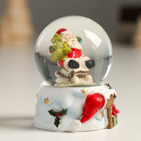 Водяной шар "Дедушка Мороз с ёлочкой с горы" 4,5х4,5х6,5 см