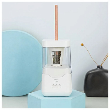 Точилка электрическая Deli 1 отверстие, белая, от батареек или от кабеля USB