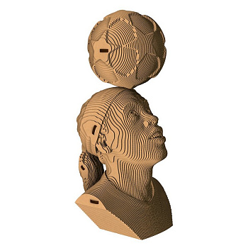 Сборная модель из гофрокартона "Рональдиньо с мячем" h=29см, 182 дет., 6+, 5cult