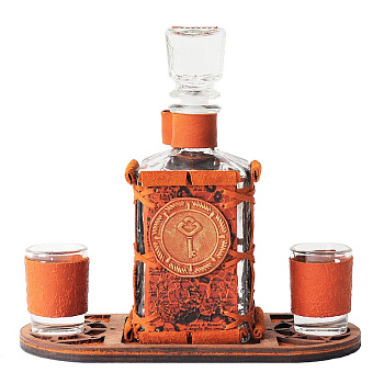 Графин в футляре из натуральной кожи "Макей" Эликсир счастья