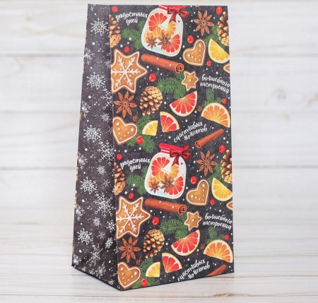 Пакет бумажный без ручек НГ 10*19,5*7см "Счастливых моментов"