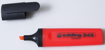 Текст-маркер Edding красный