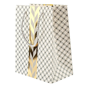 Пакет бумажный 18*23см ламинированный "Узоры" отд.фольгой