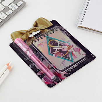 Набор подарочный "8 марта. Ты прекрасна" блокнот и ручка