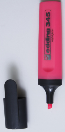 Текст-маркер Edding розовый